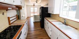 OWNER REMODEL - STUDENT RENTAL NEAR CAMPUS – HUGE DISCOUNT + ONE MONTH FREE! Gallery 6