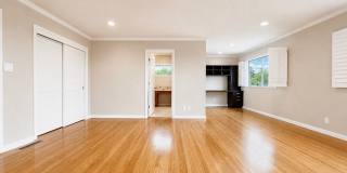 Refined Piedmont Residence with Timeless Mid-Centry Appeal Gallery 59