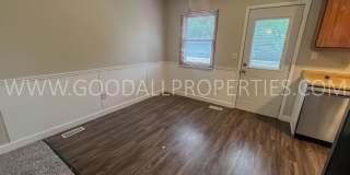 4 Bedroom 2 Bathroom Home in Altoona with a 2-Car detached garage Gallery 5