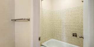 Greenway Apartments Gallery 6