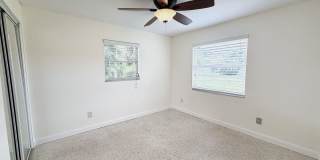 3/2/1 car garage in S. Ft. Myers Off Cypress Lake! Gallery 27