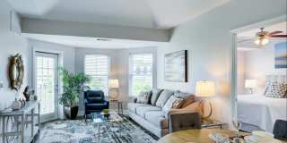 Metro Marina Bay Gallery 22