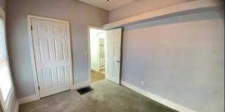 2217 East 37th Street Gallery 8