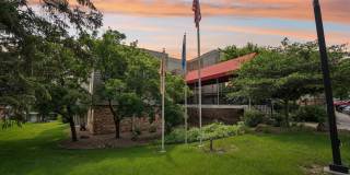 Royal Oaks Gallery 28