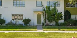 5262 Village Green Gallery 1