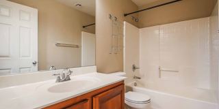 Luxurious Retreat in the Heart of Las Vegas Gallery 17