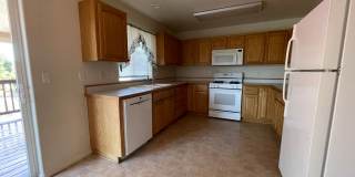 3 bedroom house with garage Gallery 5