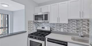 Cityside Huntington Metro Apartments - Affordable Housing Gallery 4