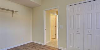 242 BOUNDARY Boulevard Gallery 38