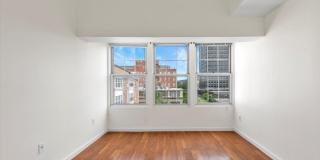 196 Crown Street Gallery 29