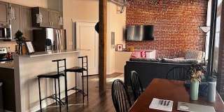 212 Morgan Street Gallery 4