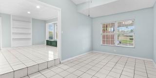 527 LIVELY DR Gallery 9
