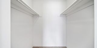 Fox Grove Apartments Gallery 13