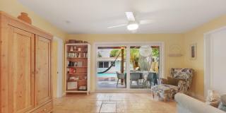 721 N Lakeside Drive Gallery 18