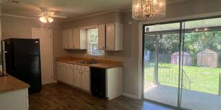 Affordable 3BD/2B Home Close to RAFB Gallery 11