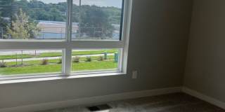 Luxury Living In Midtown - 3bed 2.5bath Townhome Gallery 11