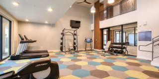 View 32 Apartments Gallery 59