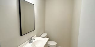 180 Main Street unit: B39 Gallery 13