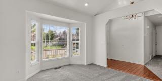 Spacious 5 Bed Kaysville Home with 3-Car Garage Gallery 7