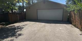 ****AVAILABLE AUGUST 2027**** Large 3 bed, 3 bath House with fenced yard ****AVAILABLE AUGUST 2027**** Large 3 bed, 3 bath House with fenced yard Gallery 23