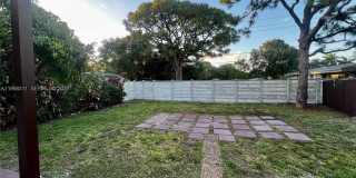 1715 NW 180th Ter Gallery 31