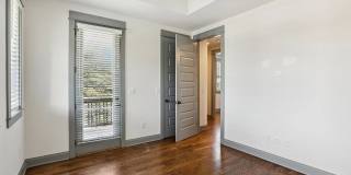 717 Stockell Street Gallery 27