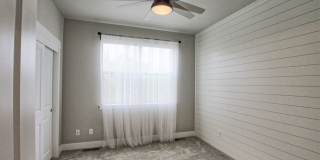 Newer 2 bed 2.5 bath Castle Rock townhome. Gallery 22