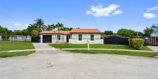 13611 Southwest 77th Street Gallery 13