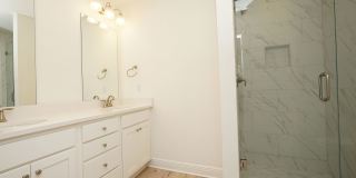 * MOVE IN SPECIAL *Newer Townhome in Destin Gallery 22