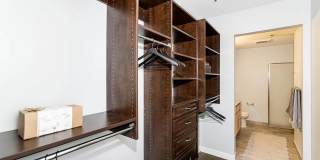 9 on Canal Gallery 41