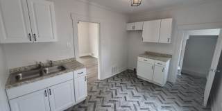 210 South Hedges Street Gallery 6