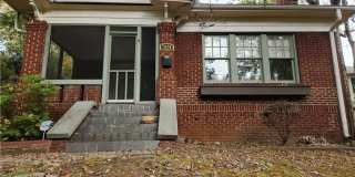 1024 Highland View NE 1024 Highland View NE Gallery 1