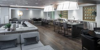 250 Mission Gallery 15