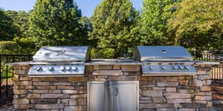 Park at Crossroads Gallery 16