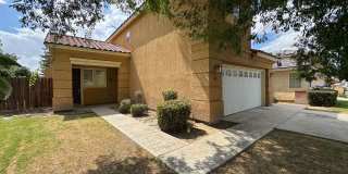 Spacious SW Bakersfield Home! Gallery 1
