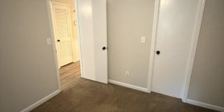 1232 Hamilton Dr. Gallery 8