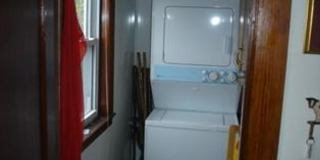 Brighton Center floor-thru 2-bed Gallery 10