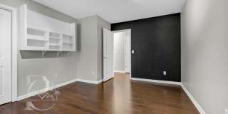DOWNTOWN COLUMBIA'S CANAL PLACE Gallery 21