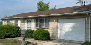 3 Bedrooms 1 Bathroom available Gallery 1