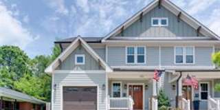 Stunning and barely lived in Seversville townhome close to all the action! Gallery 1