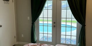 517 Palm Avenue Gallery 32