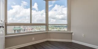 Ballston Place Gallery 19