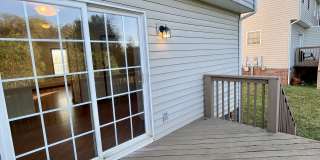2528 Old Forest Road - A Gallery 20