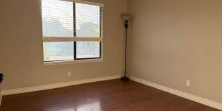 Adorable centrally located townhome Gallery 13