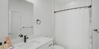 206 Ben Allen Road, Unit 4 Gallery 18