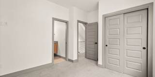 1565 N King Street Gallery 13