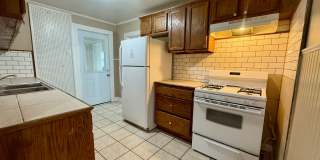 Charming 2 Bedroom 1 Bathroom Home for Rent! Charming 2 Bedroom 1 Bathroom Home for Rent! Gallery 1