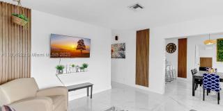 421 W Pembroke Rd Gallery 3