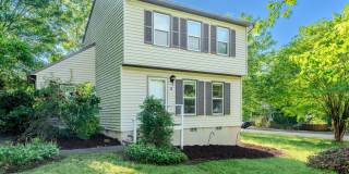 3 bedroom home close to Duke Avaialble Early June! Gallery 1