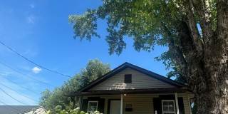 Charming 2 bedroom/1 Bath Home in Desirable Area $1350 Gallery 1